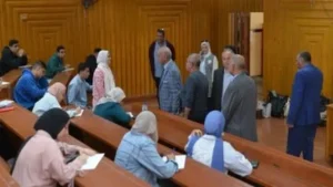 ضوابط امتحانات الفصل الدراسي الأول في الجامعات تمنع إدخال الهواتف المحمولة لضمان نزاهة التقييم